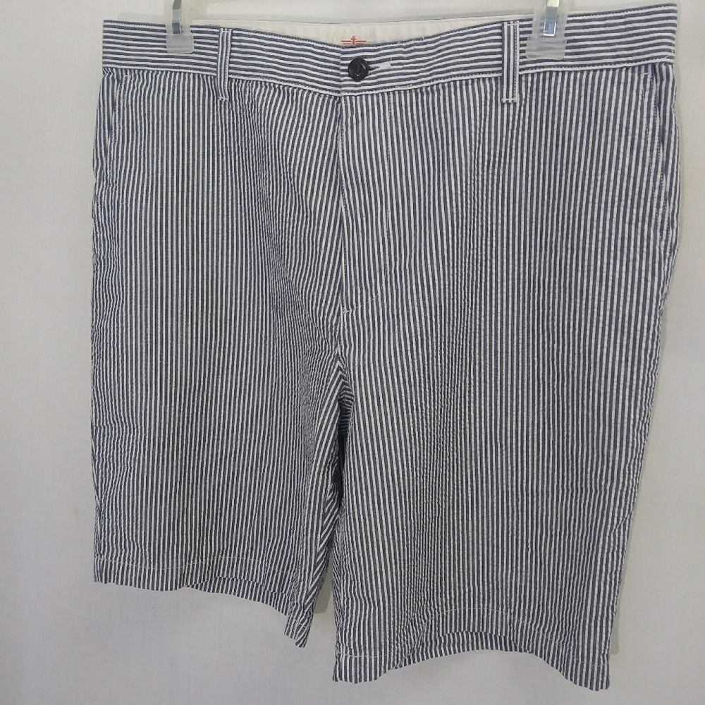 Dockers Blue Pinstriped Seersucker Shorts